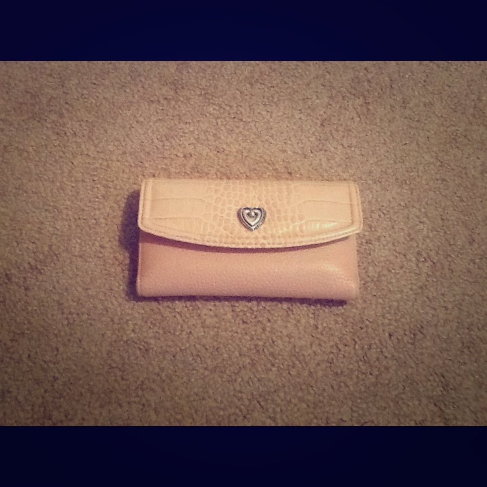 Brighton wallet